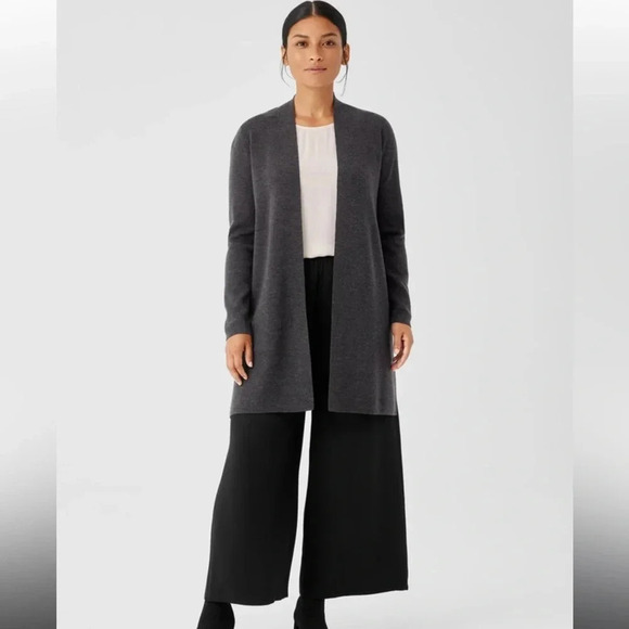 Eileen Fisher - Fine Merino Cardigan in Regenerative Wool - Size PS/PP - Green - Picture 10 of 10